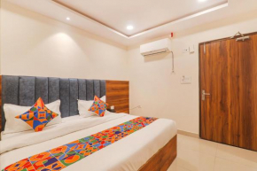 FabHotel Rachna Palace and Banquets - Nr Lekhraj Metro Station